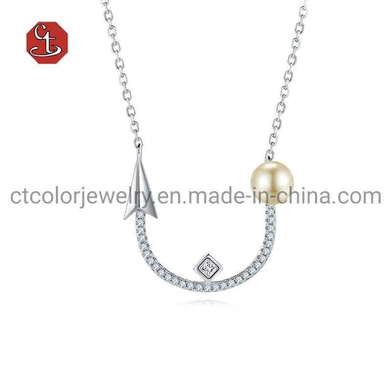 Fashion Jewelry 925 Silver Elegant Pendant Chain Necklace with Pearl for Women