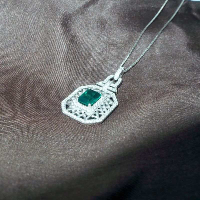 Fashion Silver Jewelry/Fine Jewellery Gemstone Pendant with Created Emerald for Wedding