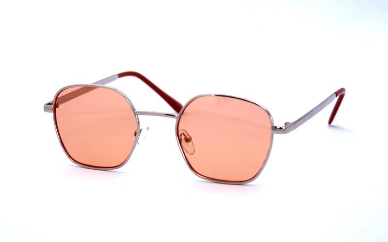 UV400 Protection Retro Classic Round Shape with Light Color Polycarbonate Lens Silver Frame Metal Sunglasses