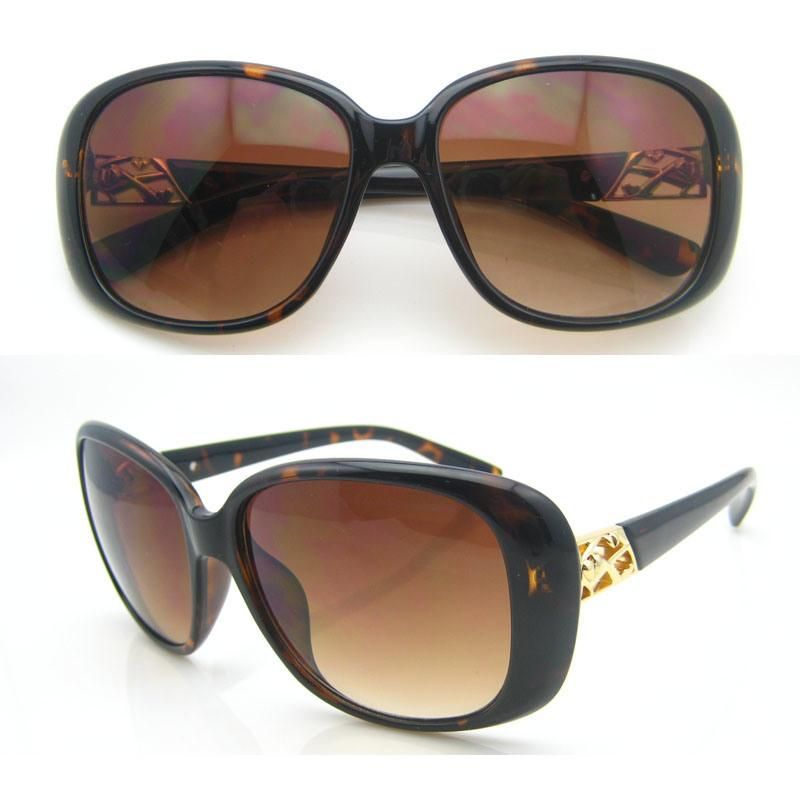 Promotion Fashion Hot Sell PC Sunglasses with Gradient Lens