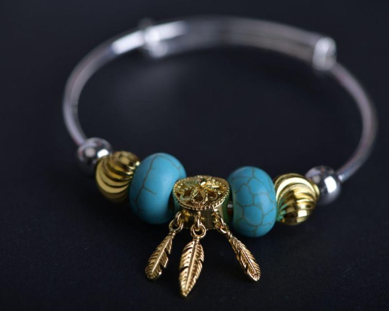 Charm Bracelet with Crystal Pendant