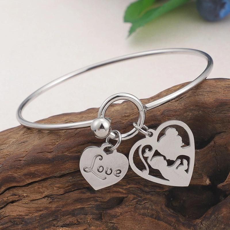 Manufacturer Custom Fashion Bangle Jewelry High Quality Tarnish Free Water Resistant Bangle Women 18K Gold Plated Bangle Love jewellery