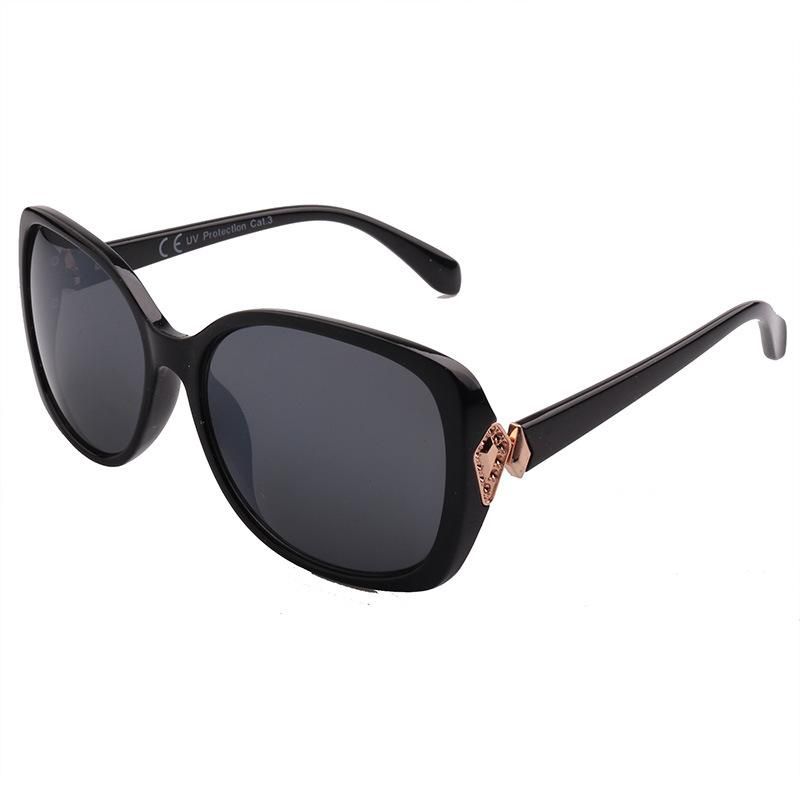 Designer Style Oversized Women Fashion Sunglasses