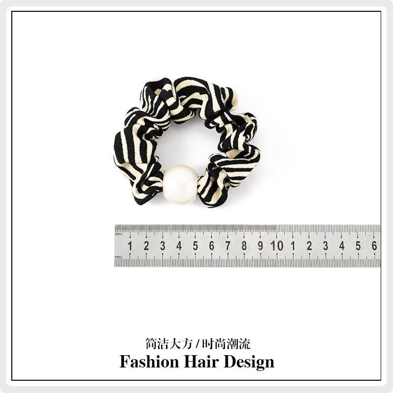 Fashion Jewelry Vintage Pearl Large Intestine Temperament Hair Ring