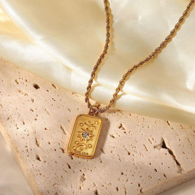 Factory Customized Fashion Jewelry Waterproof Cuban Chain 18K Gold-Plated Stainless Steel Square Pendant Sun Carved Necklace Jewelry