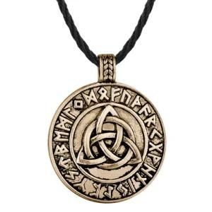 Scandinavian Viking Amulet Pendant Necklace Vintage Triangular Knot Pendant Necklace for Men Slav