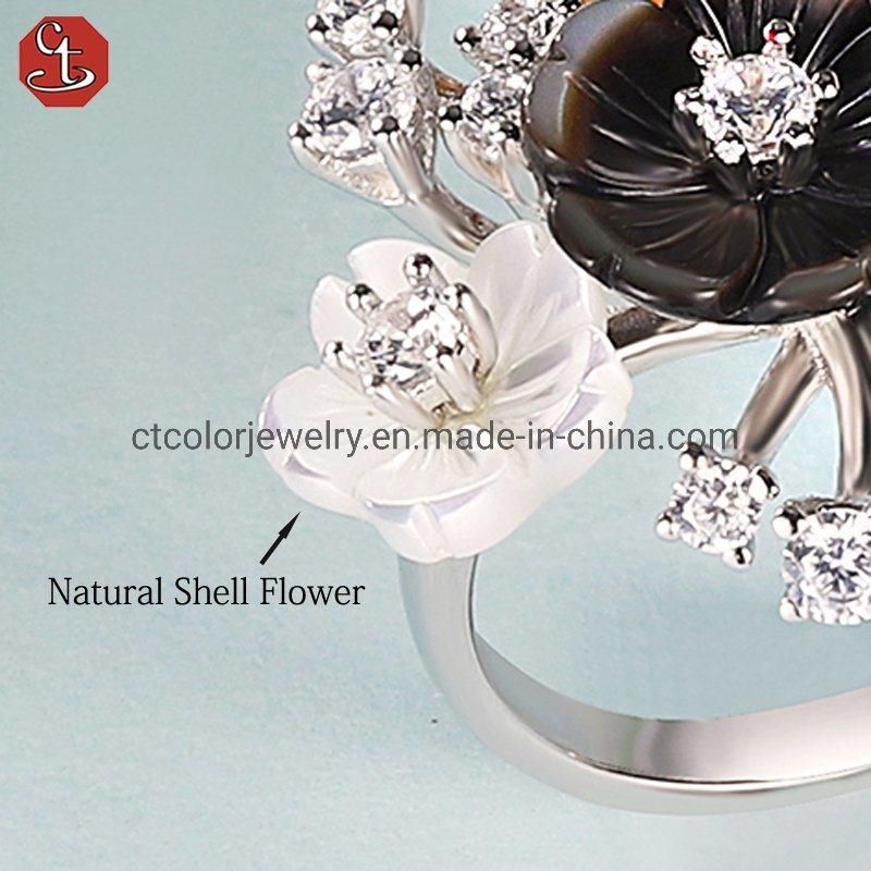 2022 Hot sale jewelry natural shell flower shape white CZ girl ring