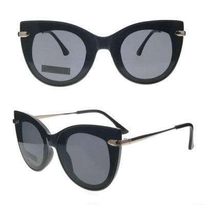 Large Cat Eye PC Fashion Sunglasses with Metal Temple