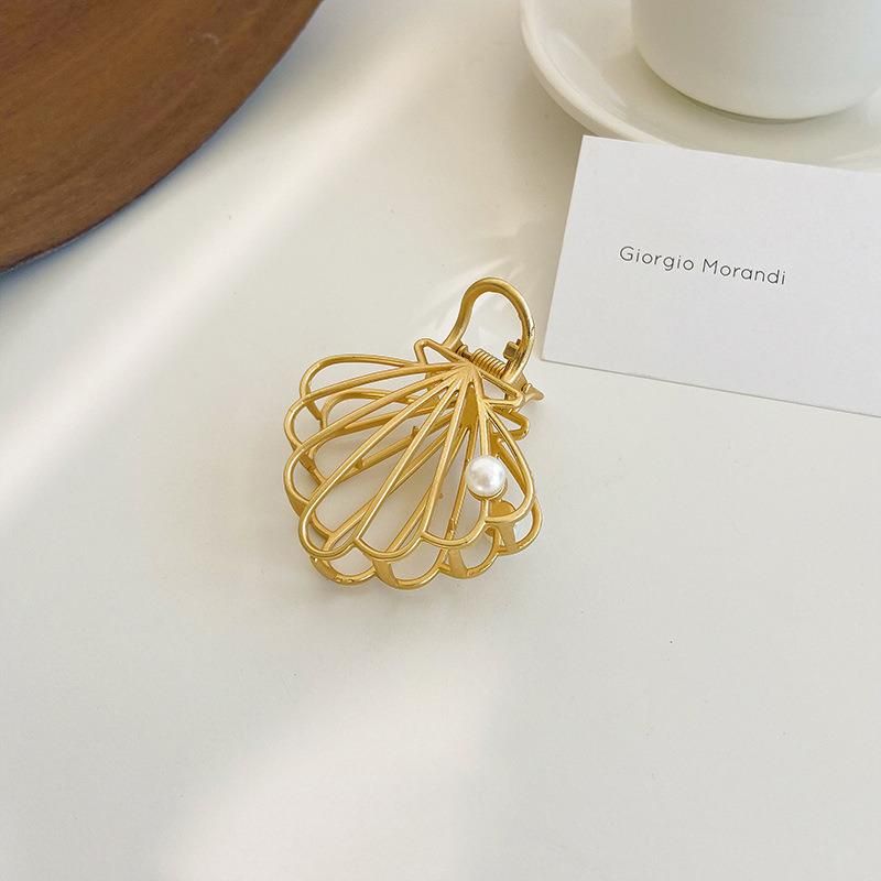 Fashion Retro Temperament Geometric Metal Shark Hair Clip Jewelry