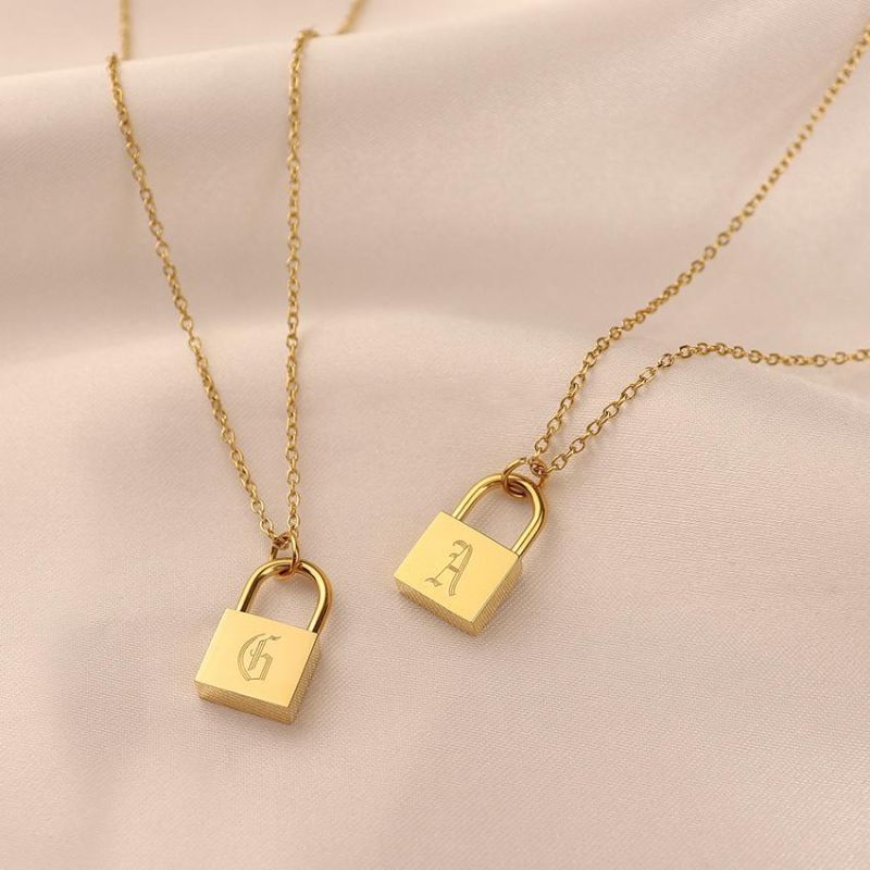 18K Gold Plated Padlock Necklace Stainless Steel Old English Personalized Gold Lock Necklace