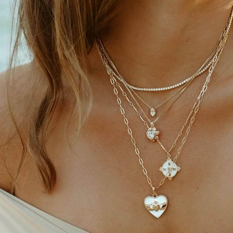 Factory Wholesale Fashion Jewelry Light Luxury Popular Stainless Steel Luxury Square Diamond Zircon Short Necklace Female