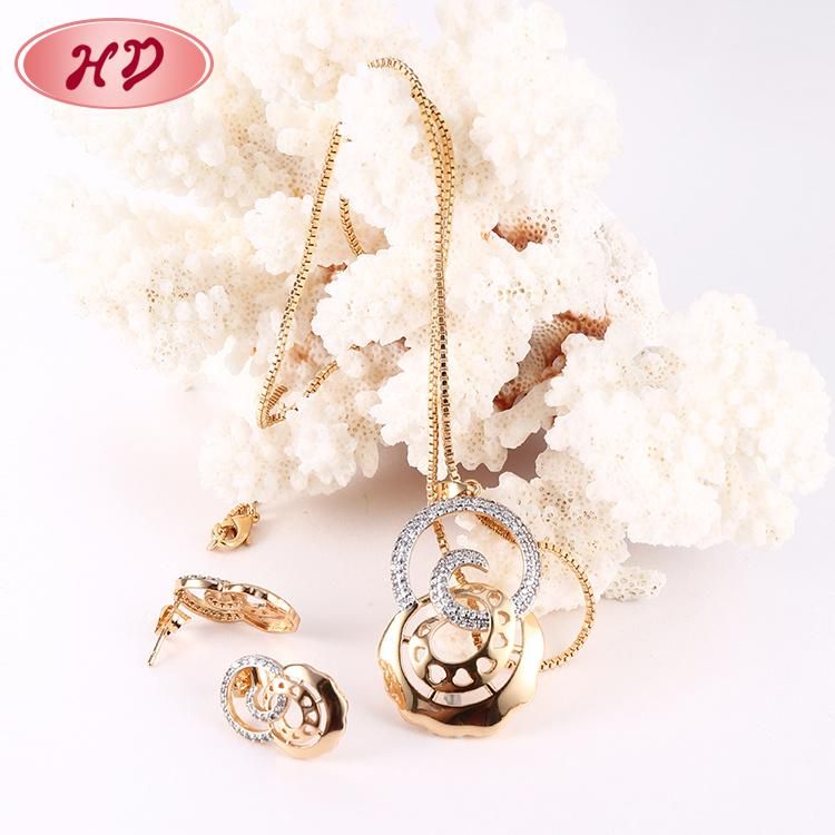 Women 18K Gold Plated Silver Alloy Fashion Accessories CZ Jewelry Sets Chain Pendant Necklace