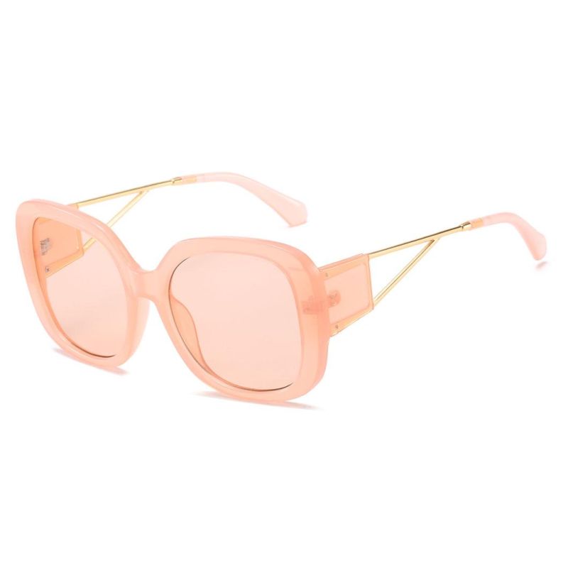 2020 Low MOQ Hot Selling Women Fashion Sunglasses with Metal