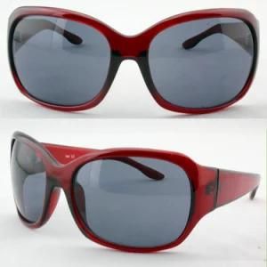 Fashion Quality Designer Sunglasses for Women with UV 400 (91015)