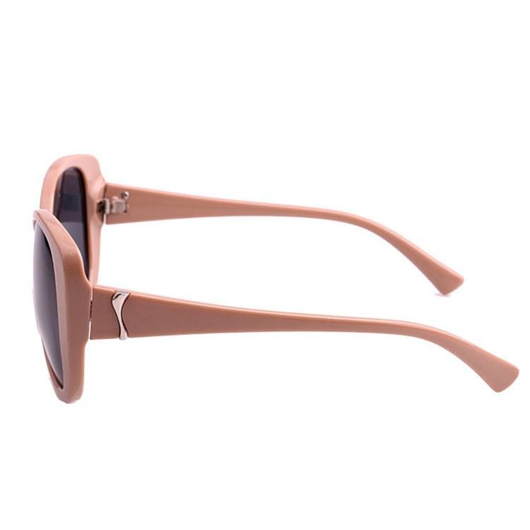 Pink Color Cateye Fashion Sunglass with Metal Decoration