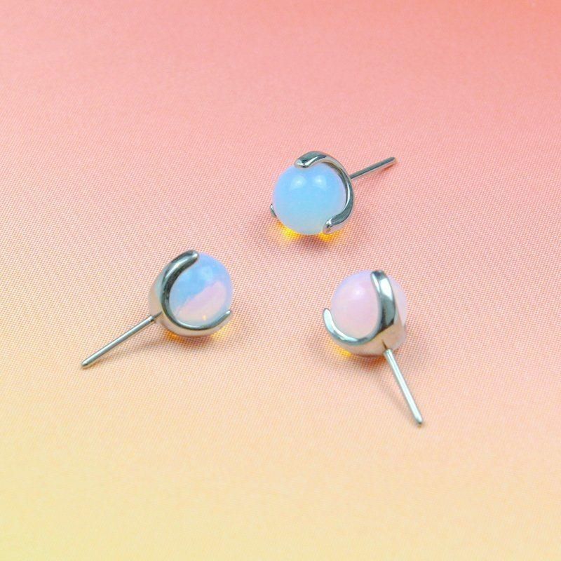 Eternal Metal ASTM F136 Titanium Threadless Labret Piercing Top with Prong Set Opalite Stone