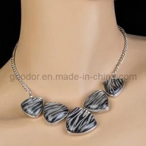 Alloy Necklace with Zebra-Stripe Hearts (GD-AC175)