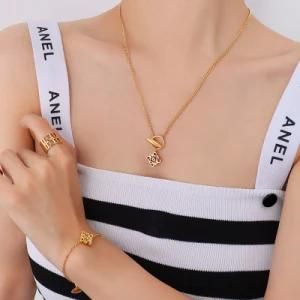 Fashion Jewelry Stainless Steel Pendant Charm Necklace for Women