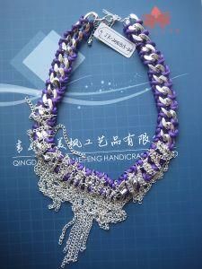 Mysterious Purple Necklace Jewelry with Vertical Chain