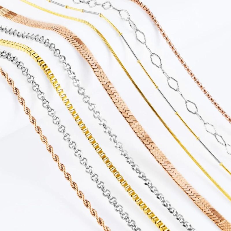 Stainless Steel Manufacturer New Fashion Herringbone Chain Necklace with Embossed Flower