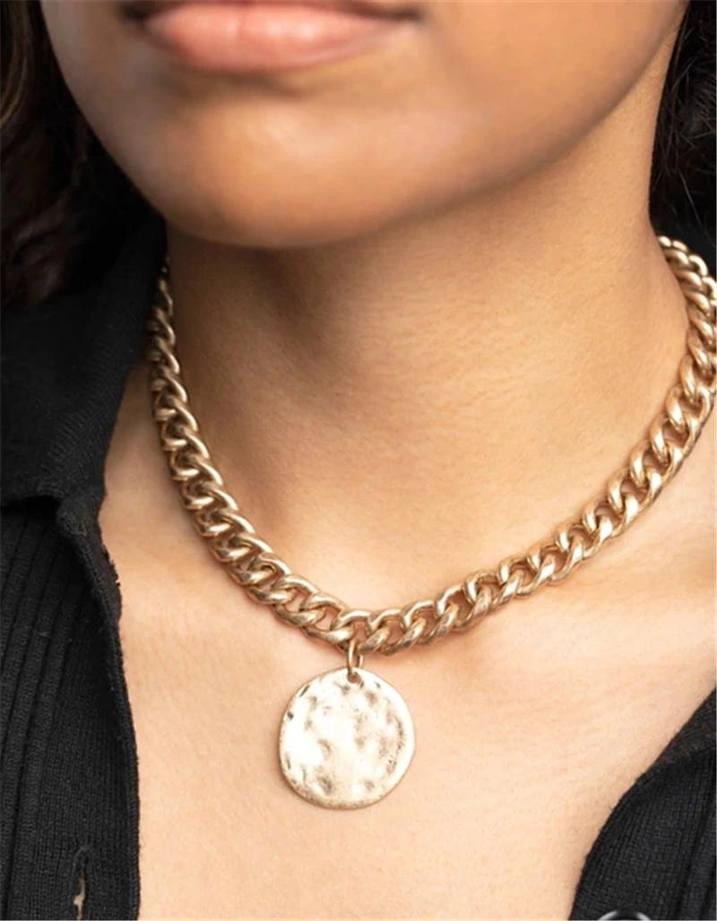 Worn Gold Round Hammered Disc Pendant Necklace with Chunky Chain Necklacefor Women Jewelry