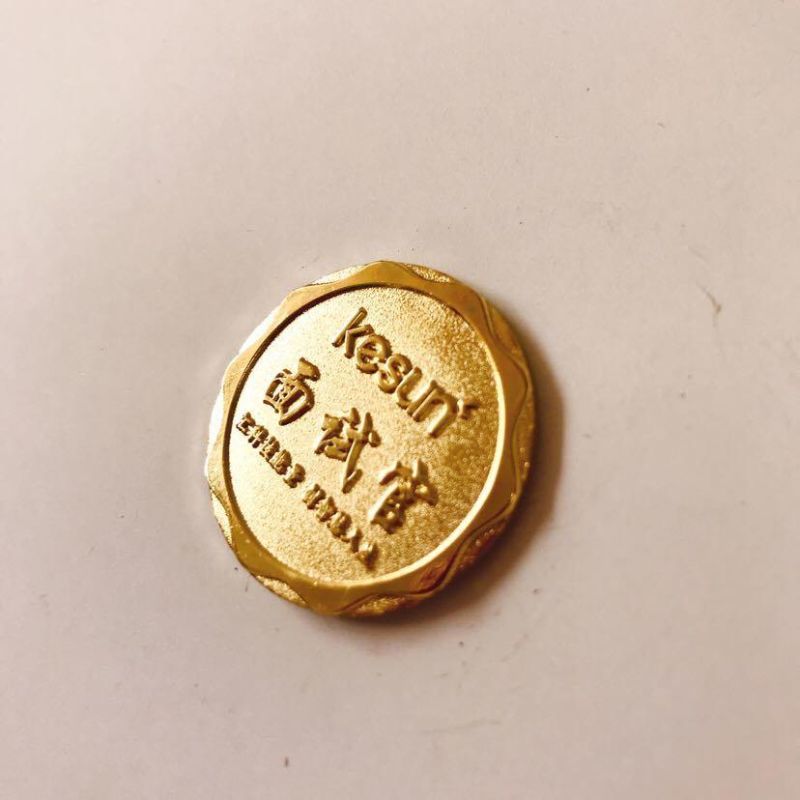 Low Price Customized for Decoration Gold Color Badge