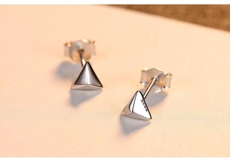 New Arrival 925 Silver Jewelry Triangular Prism Design Ear Stud