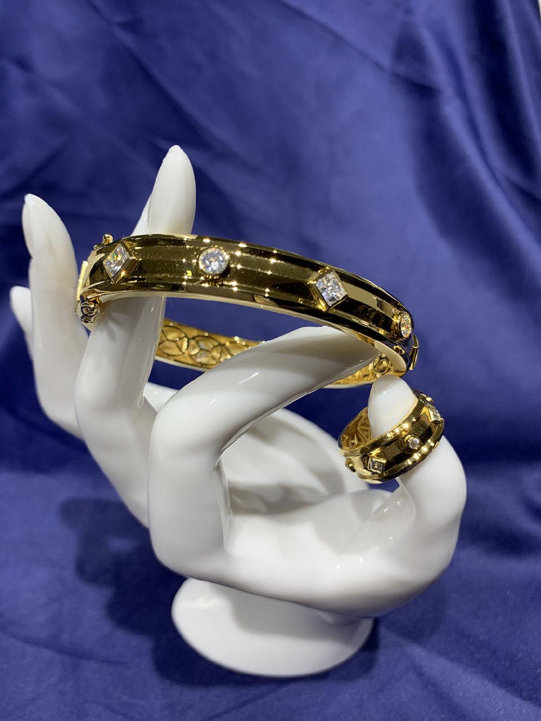 2022 New Arrival CZ Stone Women Bangle