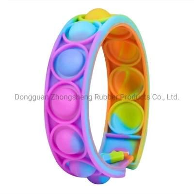 China Manufactue Customized Holiday Promotional Gift Comfortable Silicone Bangle