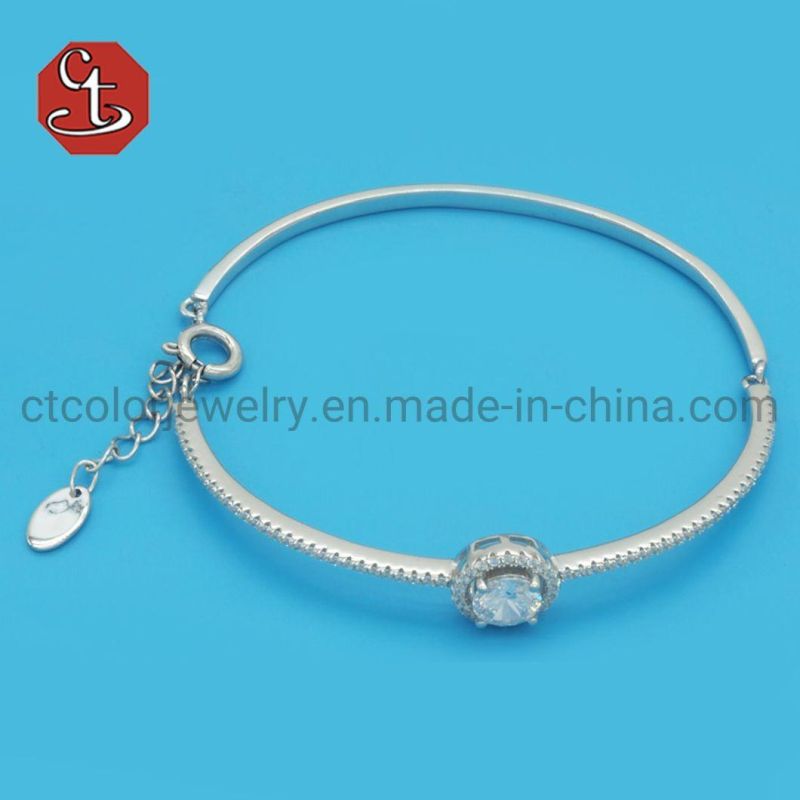 Wholesale New Model Classic Fashion Wedding Jewelry Sterling Silver Special Shiny Round CZ Stone Ring for Girl
