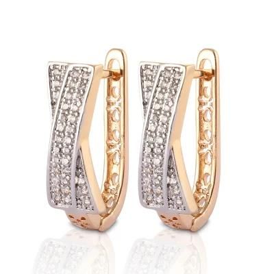 Fashion 18K 14K Gold Plated Costume Imitation Jewelry with CZ Pearl Hoop Huggie Earring for Women