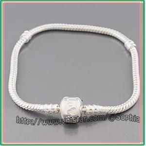 Sterling Silver Plated Snake Bracelet with Love Clasp (JB010)