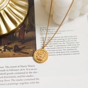 Fashion Jewelry Myth Jewelry Medusa Necklace for Women