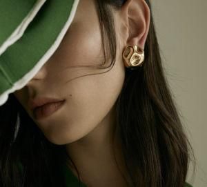 2019 Fashion Design Best Selling Copper Plated Gold Earrings Female Geometric Earrings Clip