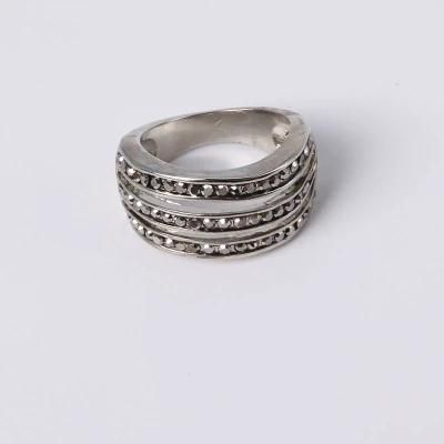 Fashion Jewelry Ring in Zinc Alloy Cheap Price Factory Wholesale