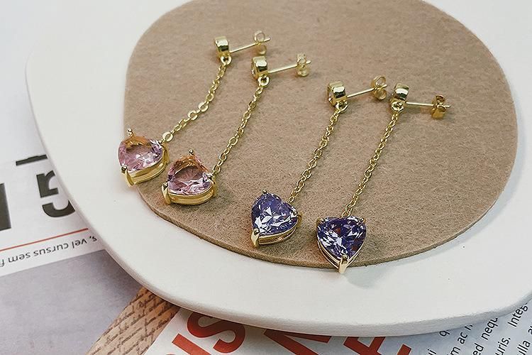 Temperament Earrings Female Gold-Plated Earrings Wholesale Heart-Shaped Earrings