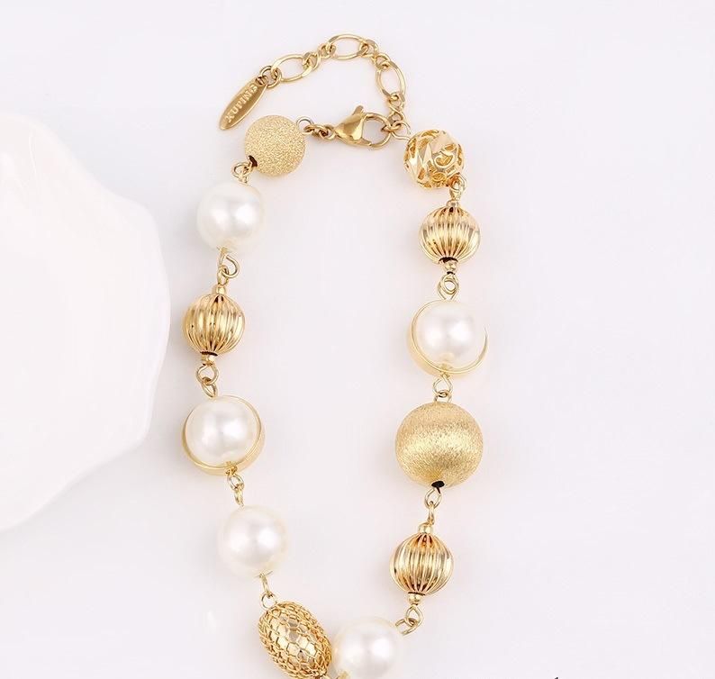 Wholesale New Fashion Unique Design Alloy Jewelry Gold Plated Pearl Charm Bracelet