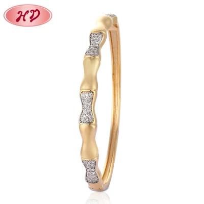 2020 Wholesale Fashion Jewelry Designs 18K Gold Plated Cubic Zircon Bangle for Women
