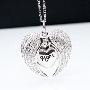 Promotional Gift Fashion Mother&prime;s Day Gift Diamond Heart Jewelry Pendant in Brass