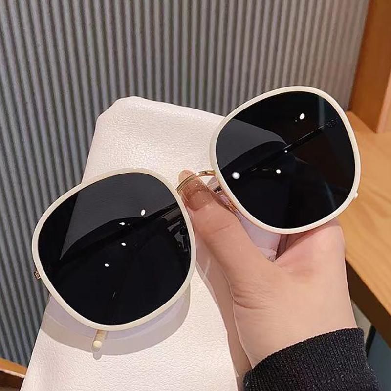 Glasses European and American Trend Sunglasses Net Red Rice White Main Color Metal Glasses Personality Street Shooting Big Frame Ladies Sunglasses