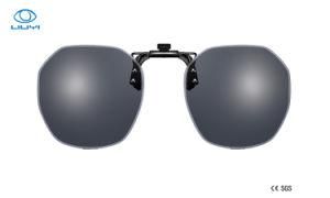 Hot Sales Polarized Clip on Sunglasses for Nearsighted Man Woman Over on Optical Frame Model J3178-G
