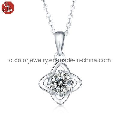 Lucky Clover 1 Carat Moissanite Sunflower Seed Buckle Pendant Fashion Girl Jewelry Necklace