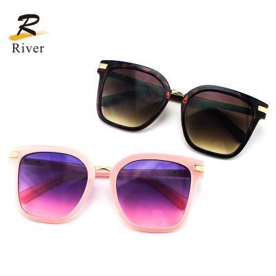 Hot Sale Fashion Classic Women Sunglasses