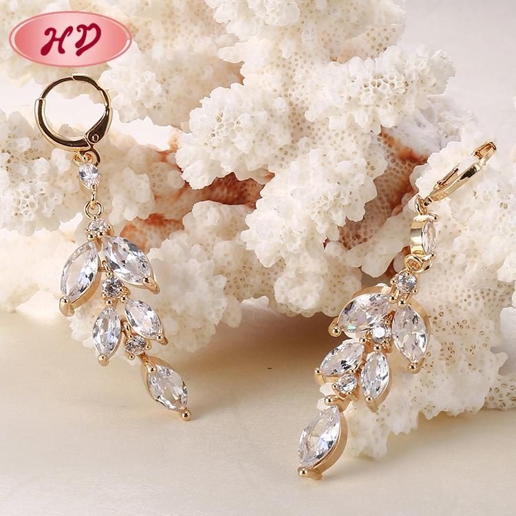 Unique Design New Model Gold Plated Long Drop Earrings for Woman