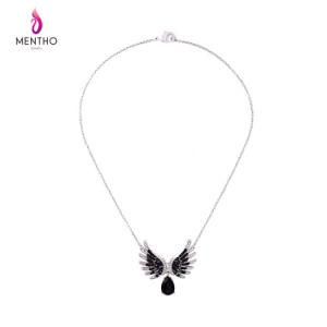 Elegant Inlaid Crystal Wings Shape Alloy Women&prime;s Short Sweater Necklace Water Drop Design Pendant