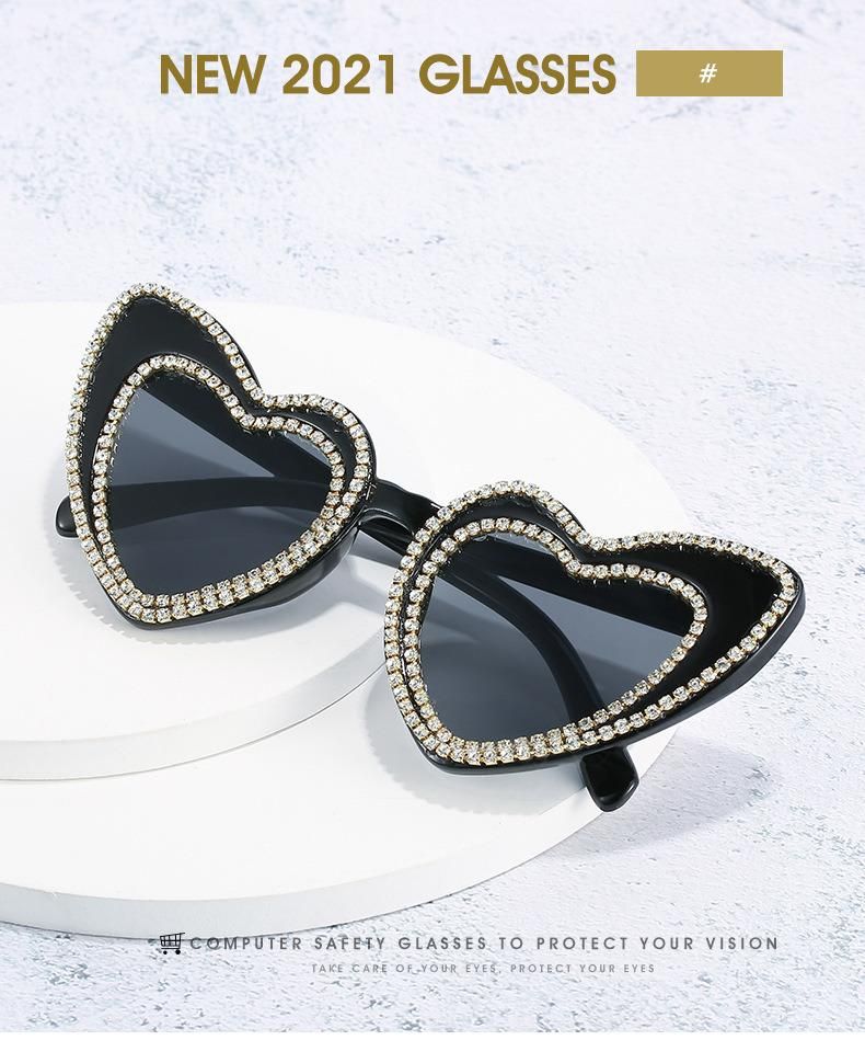 Women Sunglasses Arrival Wholesale Cheap Bling Rhinestone Heart 2022 New Fashion Sunglasses UV400 Protection CE Custom Logo Black Gray