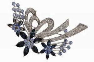 Fashion Jewellery-Flower Shaped Brooch (HB9E494C0AF)