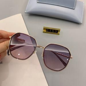 2021 New Fashion OEM Sunglass Metal Women&prime;s Tac Polarized Sunglasses
