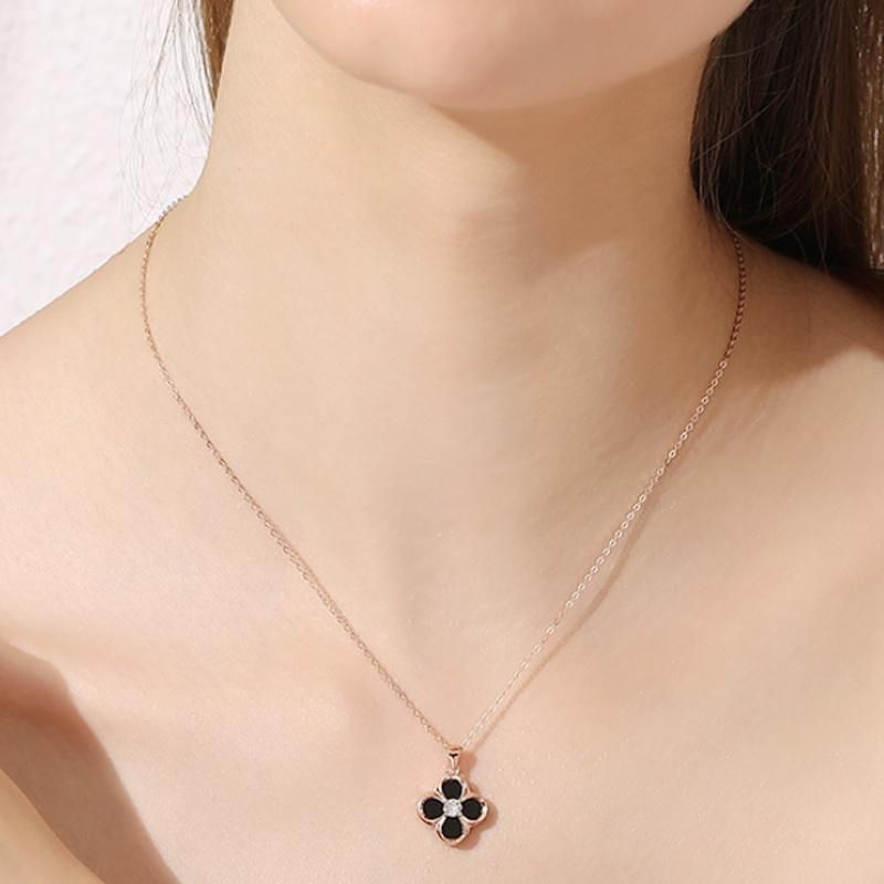 Hot Selling Four Leaves Clover with Natural Diamond Silver Necklace Jewelry