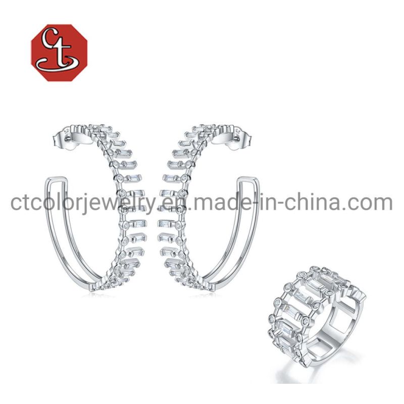 Fashion Charm AAA Baguette Cubic Zircon Wedding Rings for Women T Shape Stone Party Jewelry